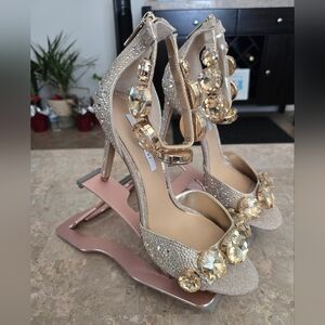 Gianni Bini Oaklynn rhinestone jeweled ankle cuff dress sandals in gold.  Size 9